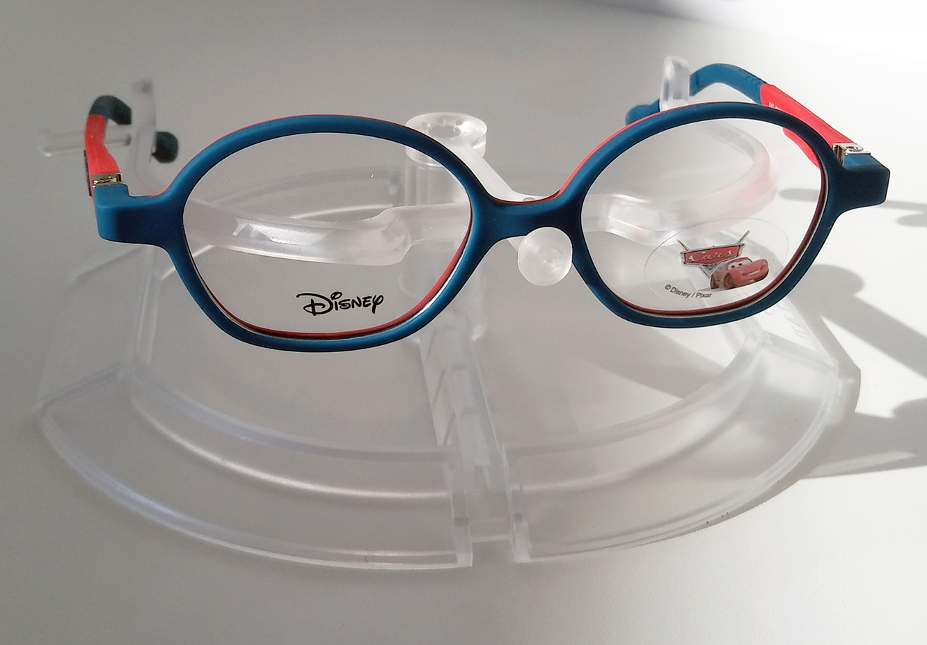 Lunettes et montures de lunettes pour enfants